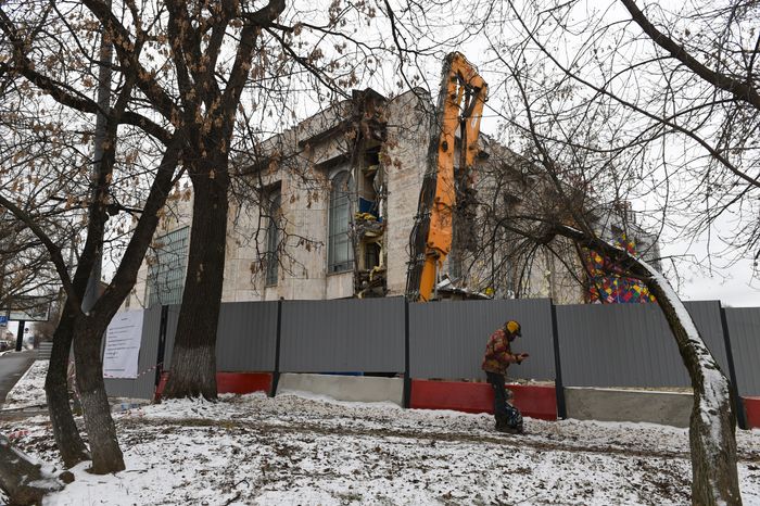 Снос кинотеатра «Соловей» в Москве
