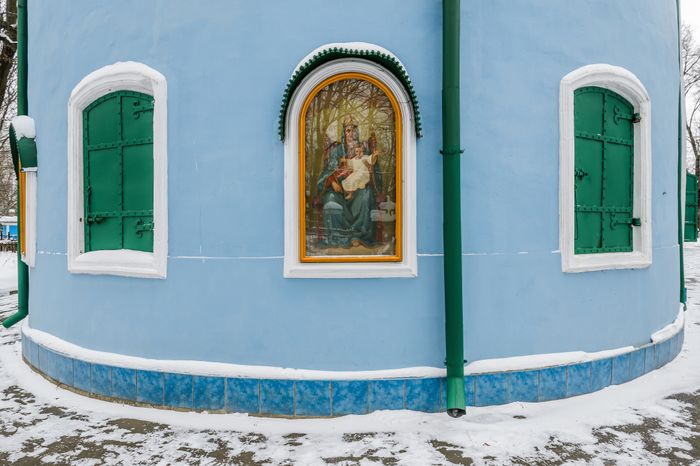 Николо-Архангельский храм в Балашихе зимой