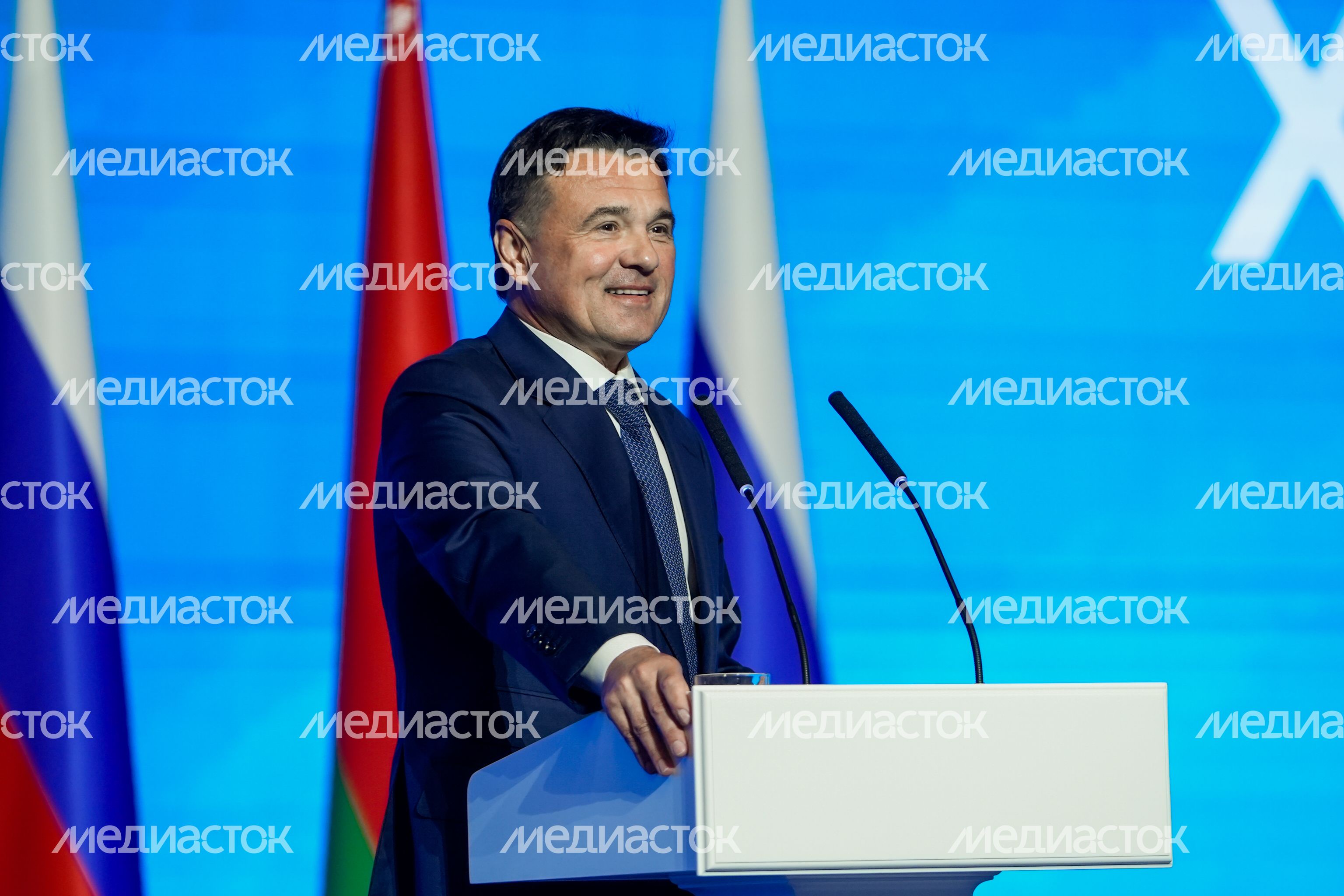 Пленарное заседание XIII Форума регионов Беларуси и России Пленарное заседание XIII Форума регионов Беларуси и России