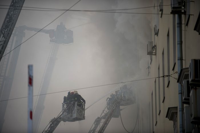 Пожар в здании Минобороны РФ в Москве