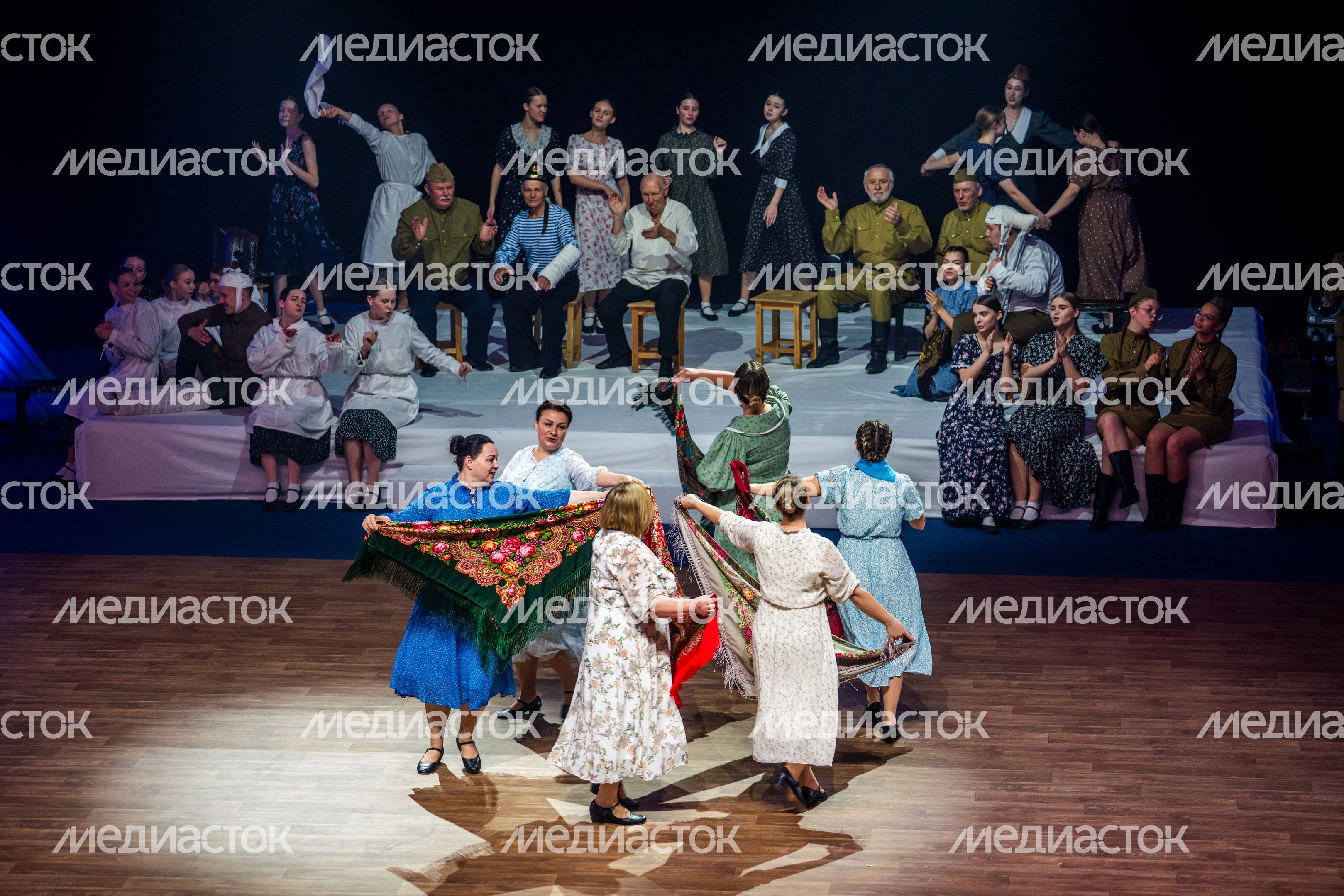 Спектакль «Нашим землякам посвящается...» ко Дню Победы в поселке Большевик округа Серпухов Спектакль «Нашим землякам посвящается...» ко Дню Победы в поселке Большевик округа Серпухов