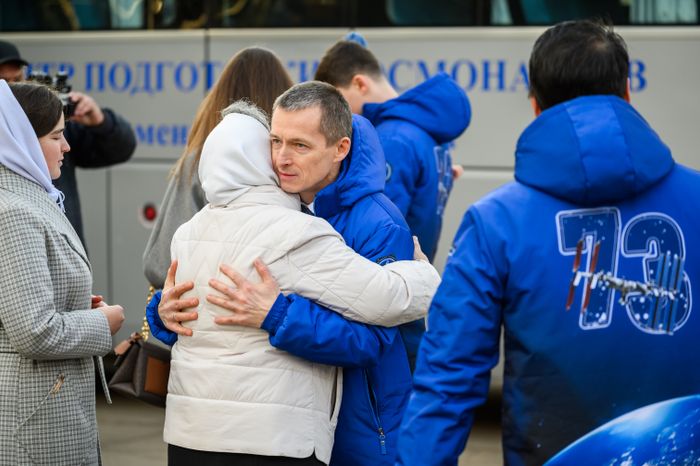 Командир ТПК «Союз МС-27» Сергей Рыжиков на проводах экипажа космонавтов МКС-73 из Звездного городка