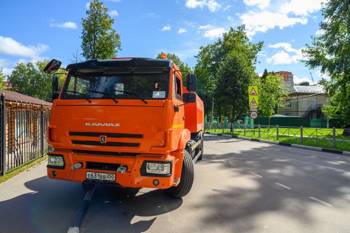 Ремонтные работы по промывке систем холодного водоснабжения при проведении работ по подготовке к осенне-зимнему периоду