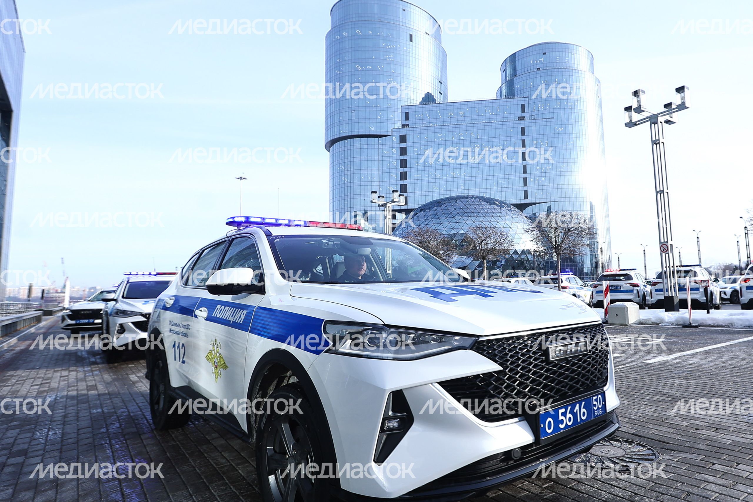 Подмосковным подразделениям ДПС переданы 130 новых патрульных машин Подмосковным подразделениям ДПС переданы 130 новых патрульных машин
