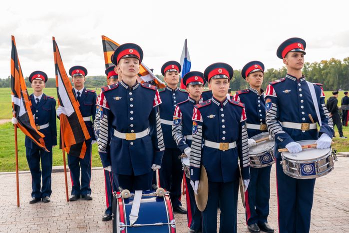 Кадеты на памятных мероприятиях на Бородинском поле в День воинской славы России
