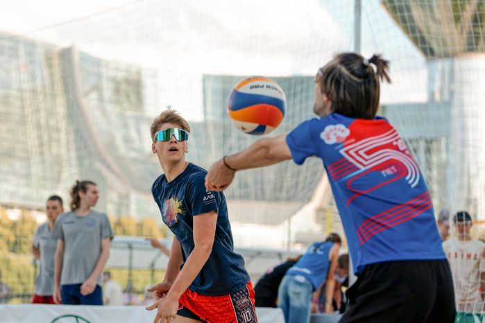 Пляжный волейбол на новой площадке «Пойма volley» в Красногорске