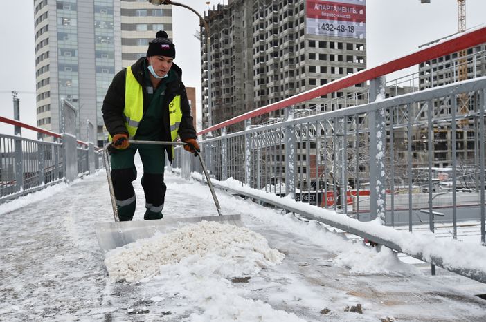 Снежная погода в Москве