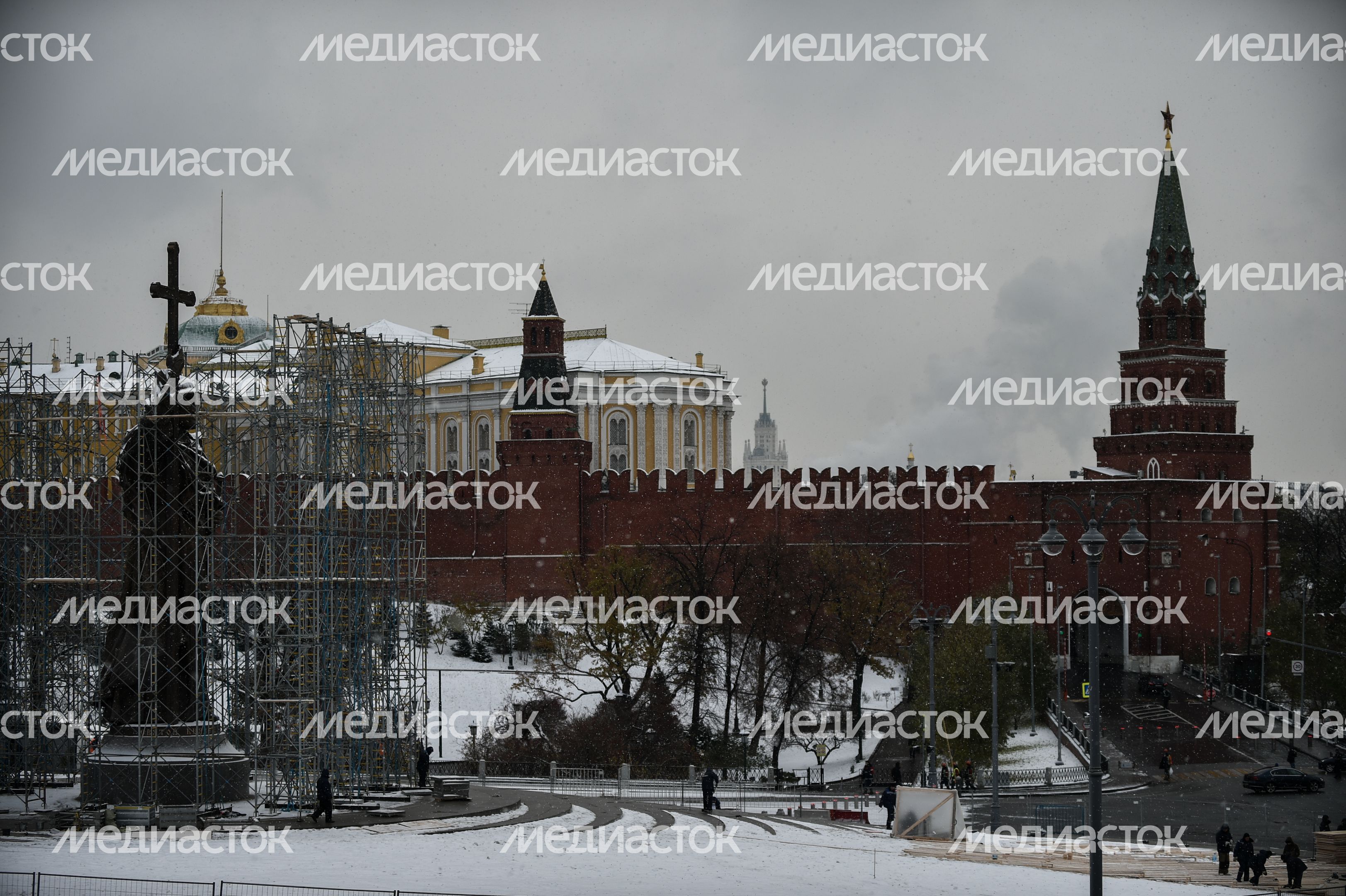 Памятник князю Владимиру в Москве