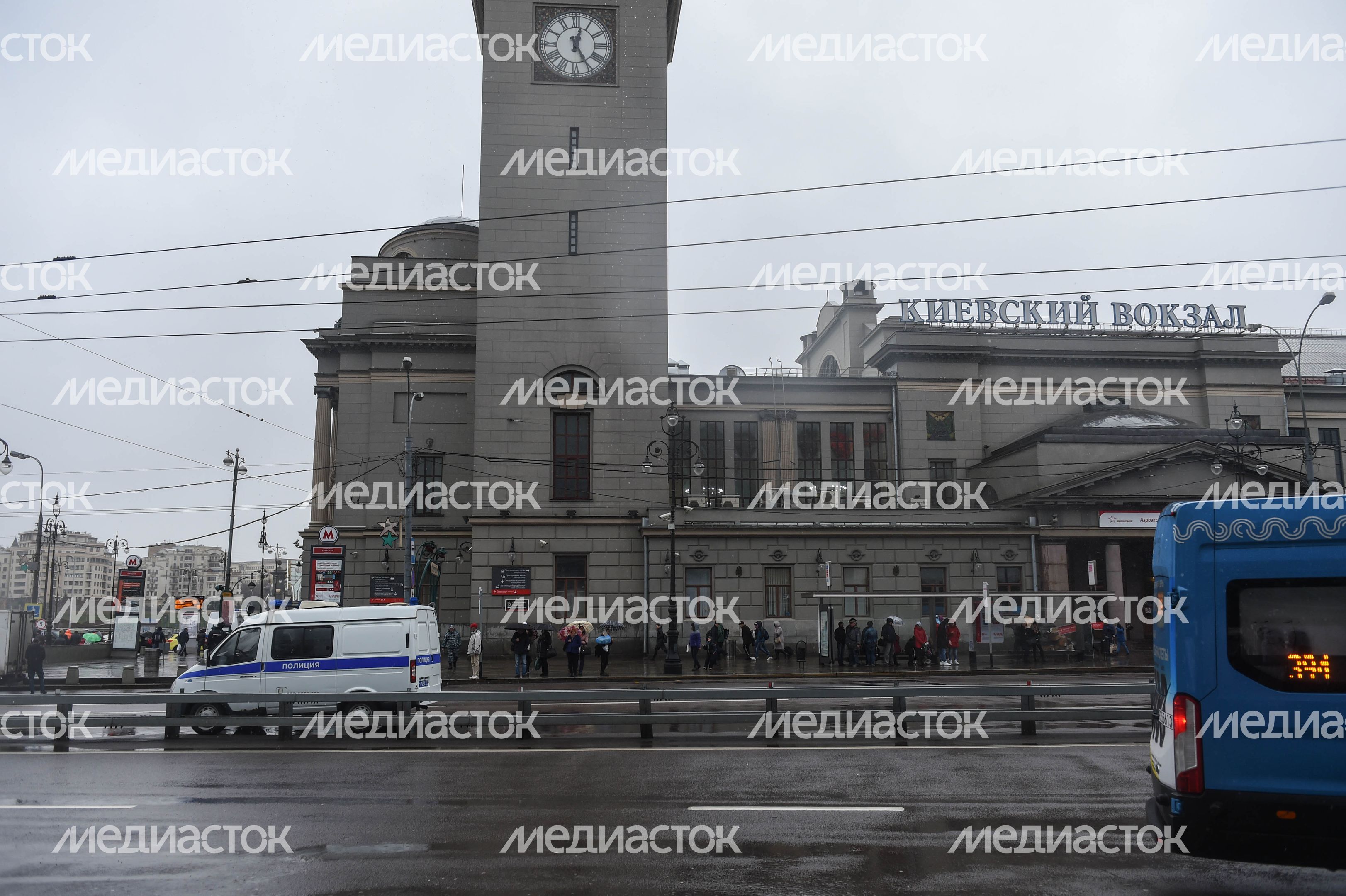 Ситуация на Киевском вокзале в Москве после задержания мужчины с гранатами Ситуация на Киевском вокзале в Москве после задержания мужчины с гранатами