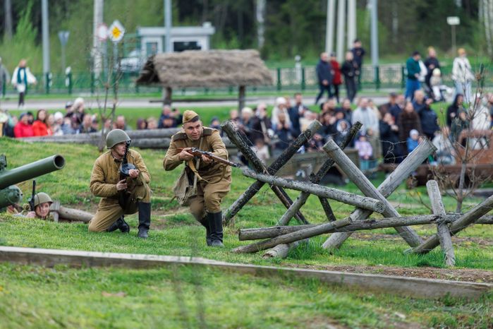 День Победы в Центральном парке «Патриот» Одинцовского округа: военно-историческая реконструкция «В логове зверя»