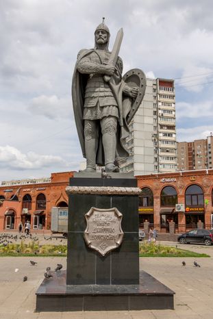 Памятник Дмитрию Донскому