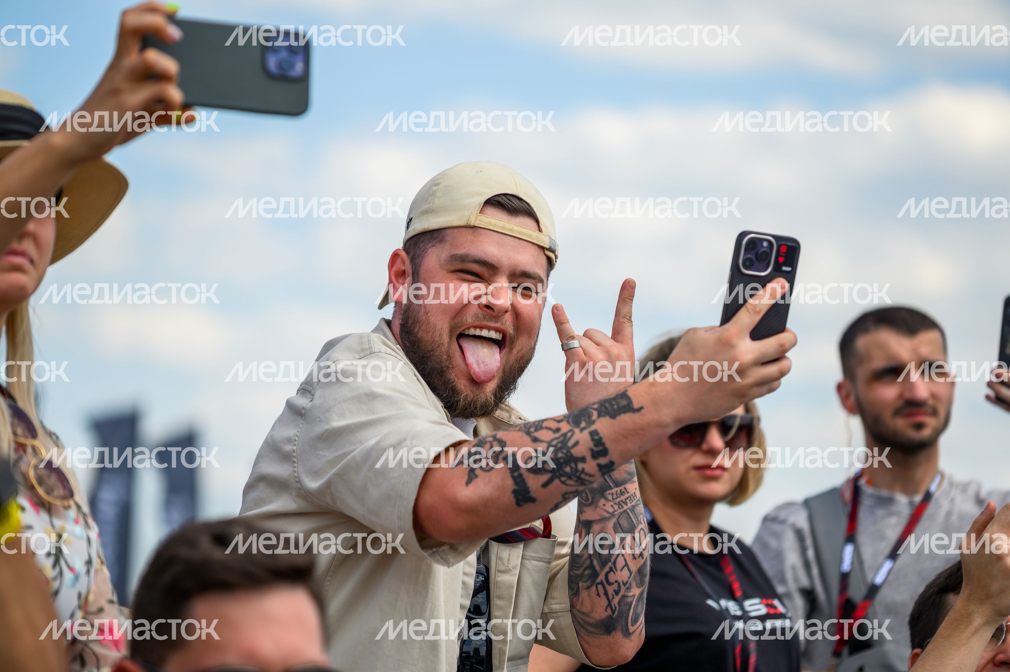 Гонки на Чемпионате и Кубке России по дрэг-рейсингу в Раменском округе Гонки на Чемпионате и Кубке России по дрэг-рейсингу в Раменском округе