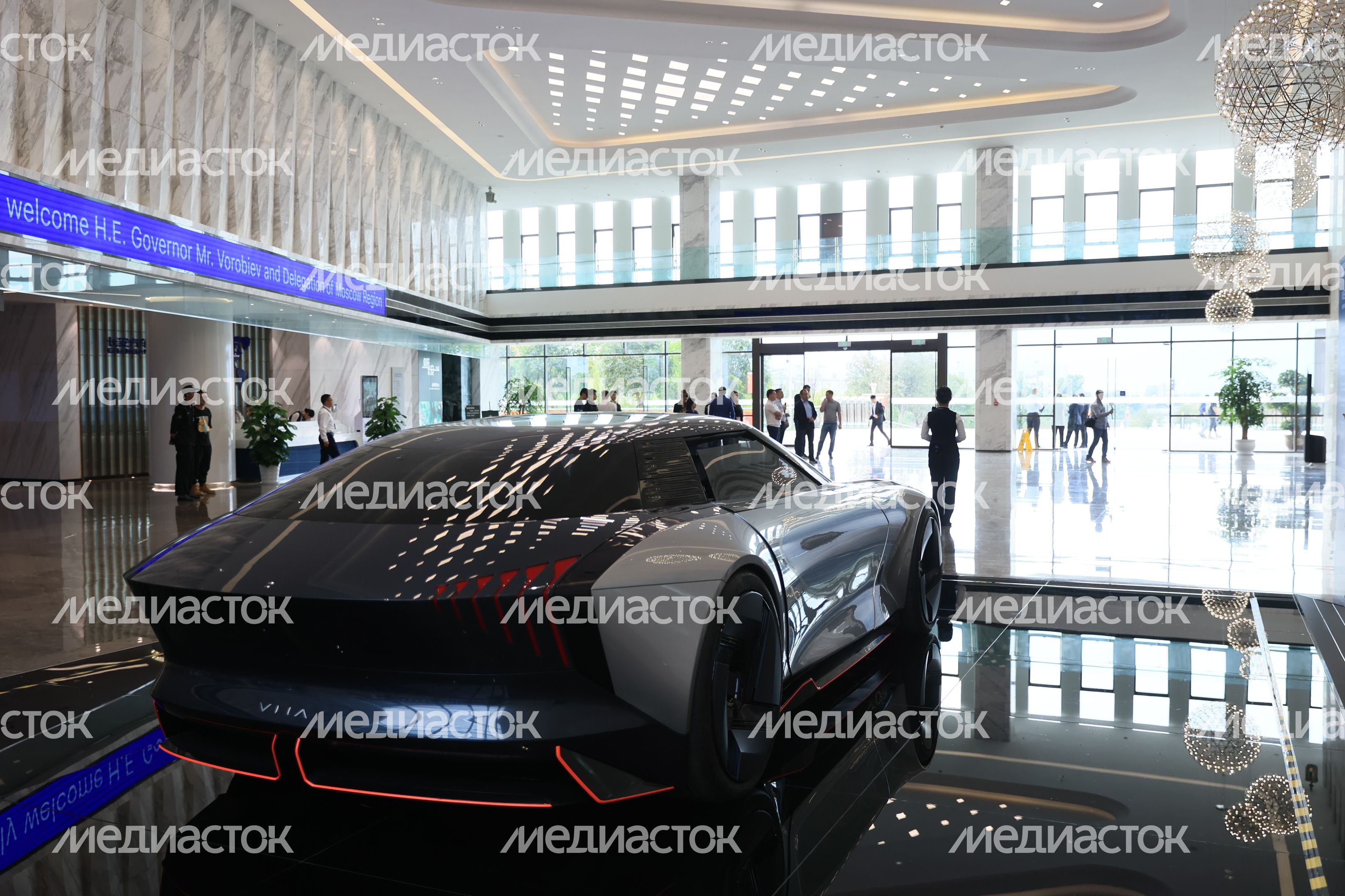 Посещение автозавода Changan Automobile Group в Китае Губернатором Подмосковья