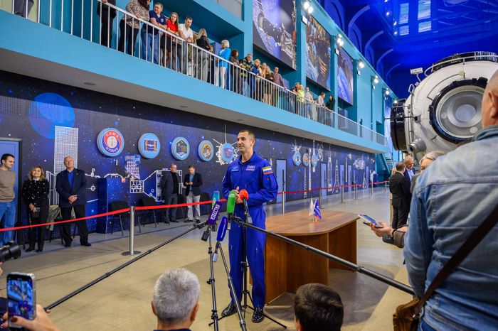 Космонавт Роскосмоса Сергей Тетерятников на комплексной тренировке в Центре подготовки космонавтов Звездного городка