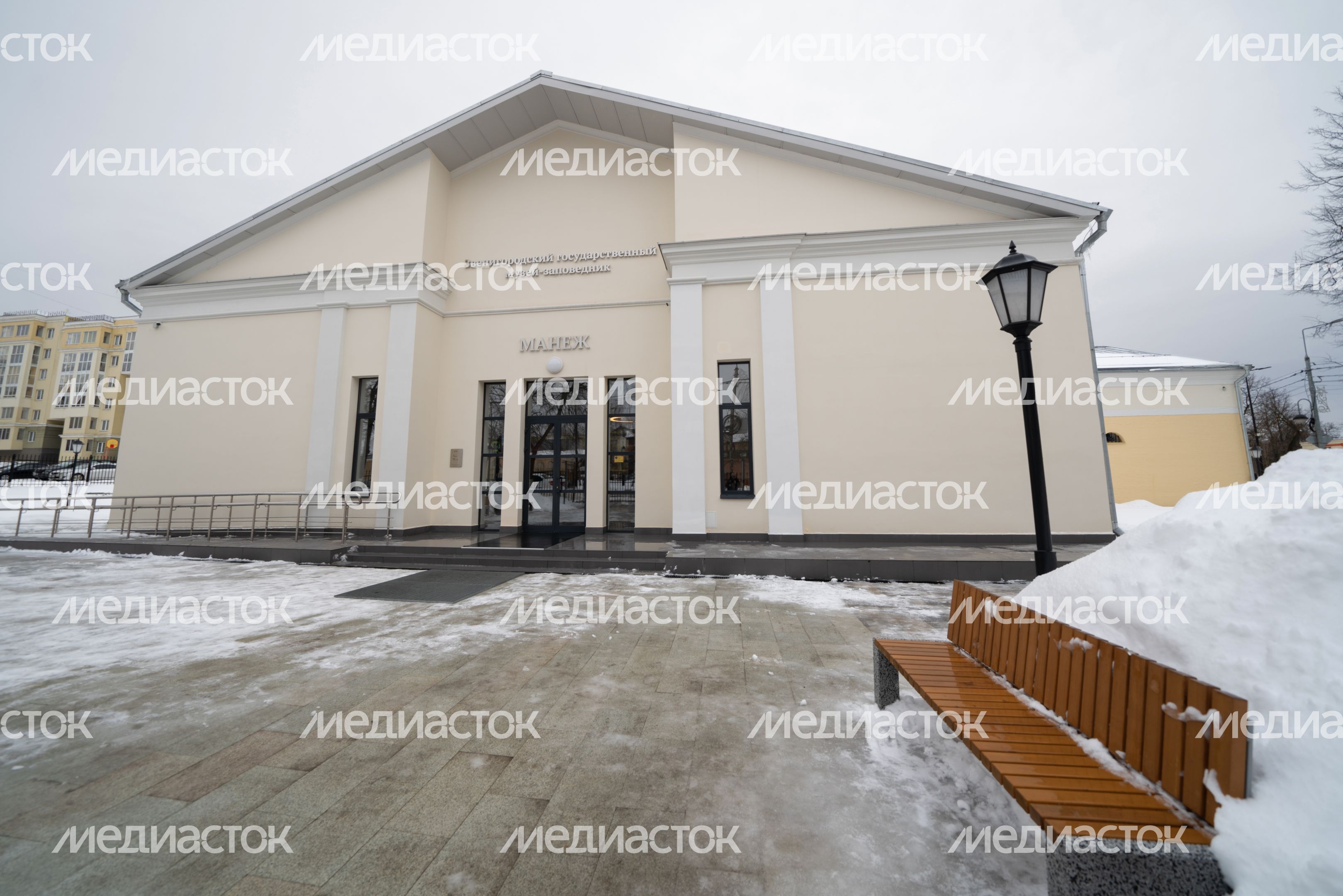 Звенигородский манеж Звенигородский манеж
