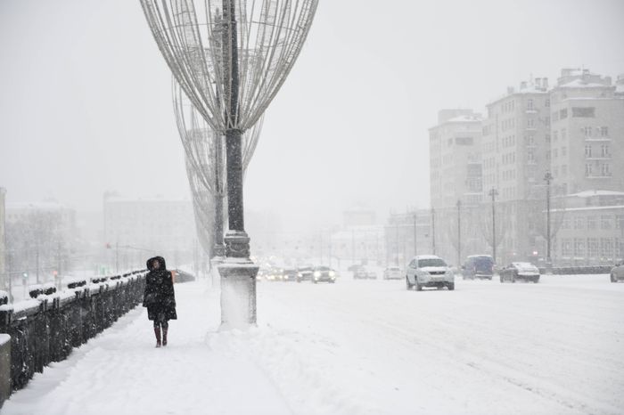 Рекордный снегопад в Москве и Подмосковье