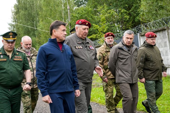 Андрей Воробьев и Владимир Соловьев посетили центр спецподготовки "Витязь" в Балашихе