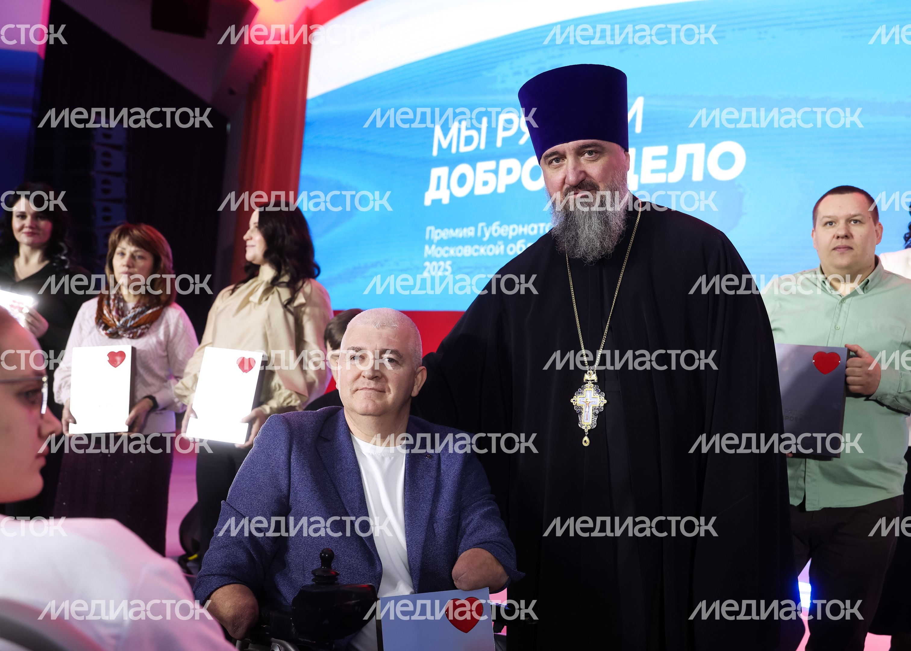 Награждение победителей XIII губернаторской премии "Мы рядом. Доброе дело" Награждение победителей XIII губернаторской премии "Мы рядом. Доброе дело"