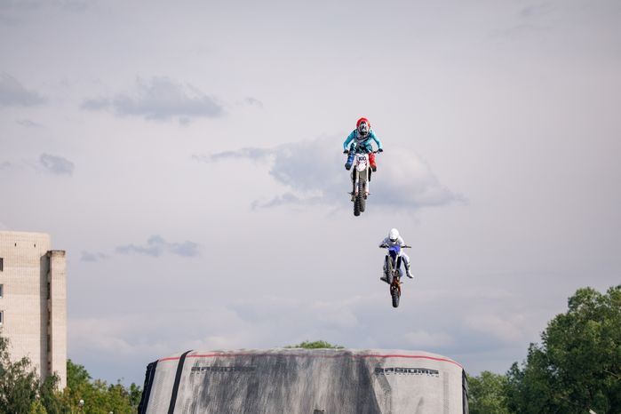 Шоу команды мотофристайла FMX13 в Лобне