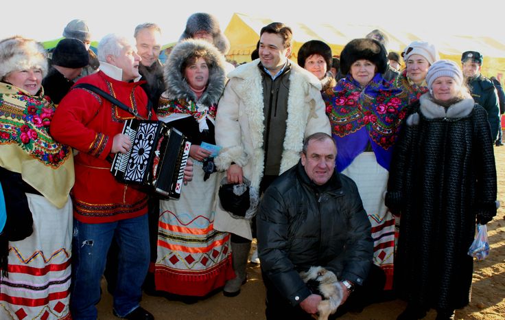 Андрей Воробьев на рубке Главной Новогодней ели