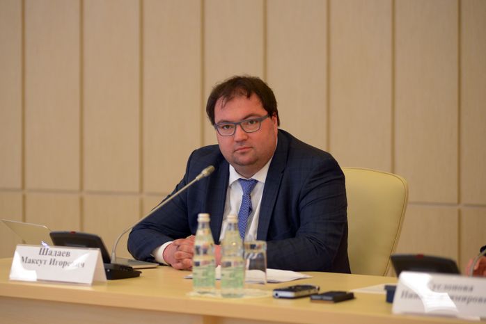 Пресс-конференция Максута Шадаева и Нины Суслоновой в Доме Правительства МО