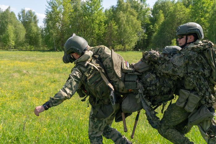 Военно-техническая игра "Арт-дуэль-2024" на аэродроме Волосово