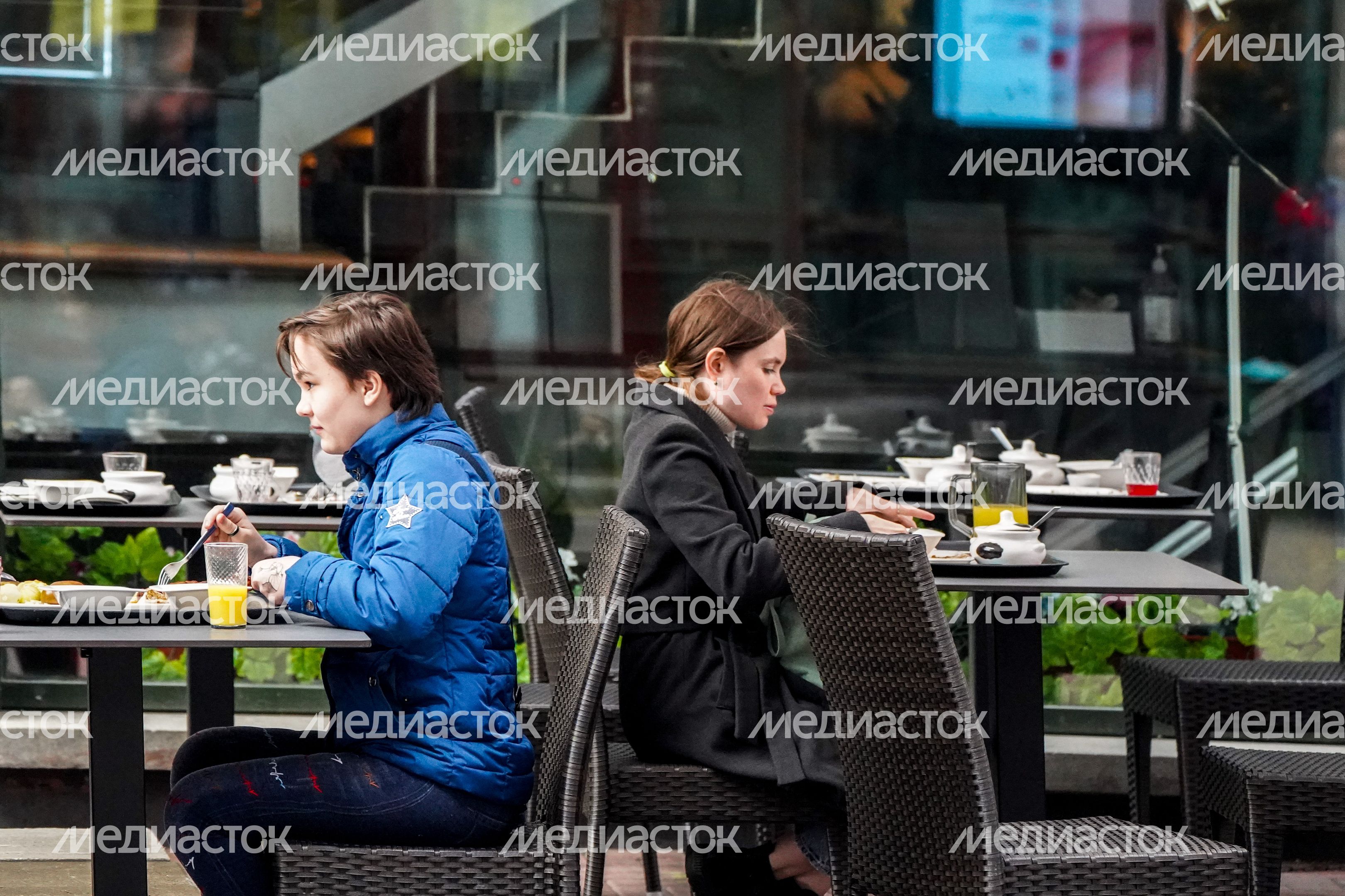 Работа предприятий общественного питания в Москве