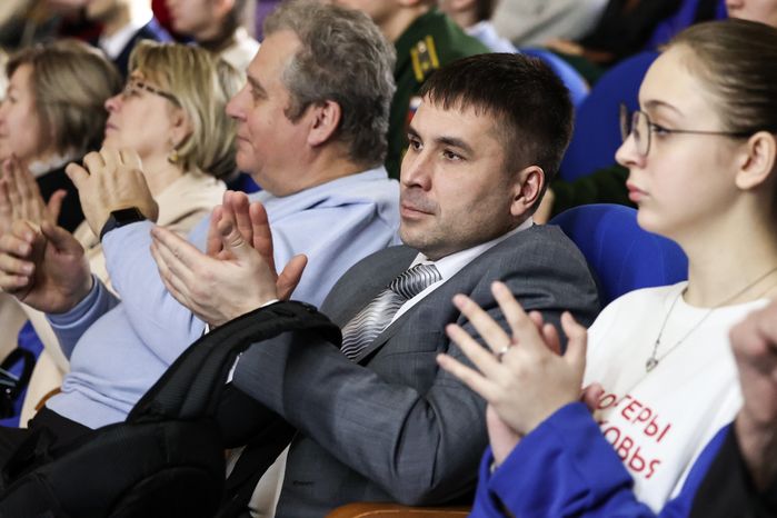 Лауреатами премии "Мы рядом. Доброе дело" стали 70 человек