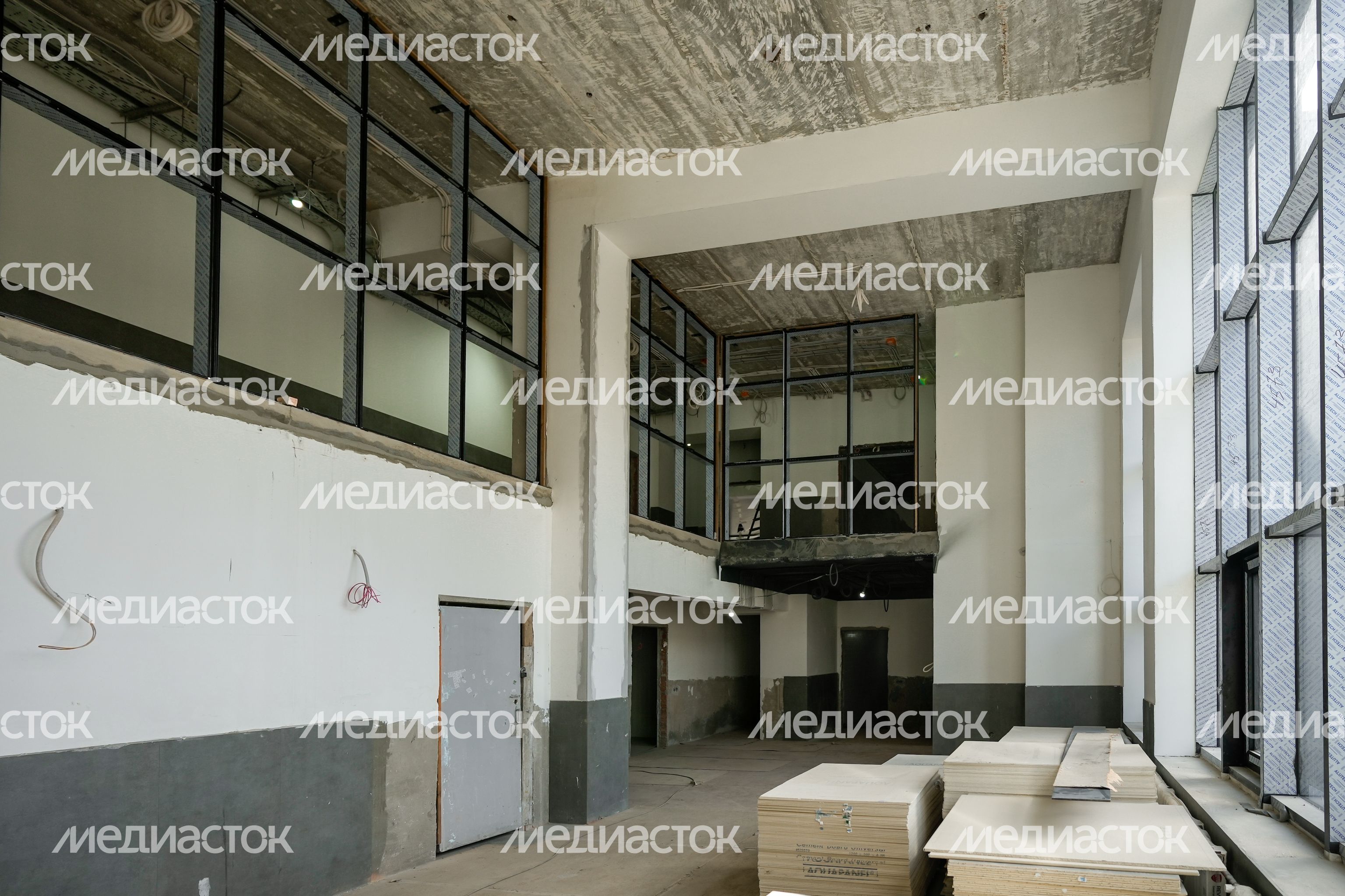 Реконструкция спортивной школы "Феникс" в Ликино-Дулеве