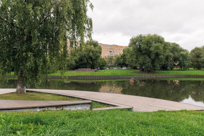Центральный парк культуры и отдыха Долгопрудного летом (Городской парк)
