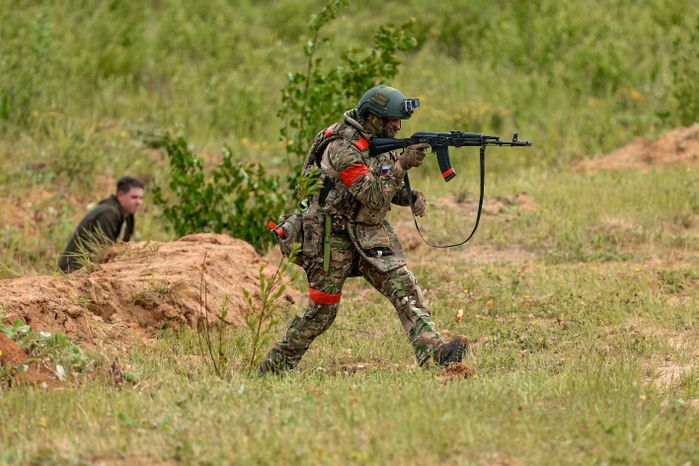 Реконструкция современных боевых действий в парке «Патриот» Одинцовского округа