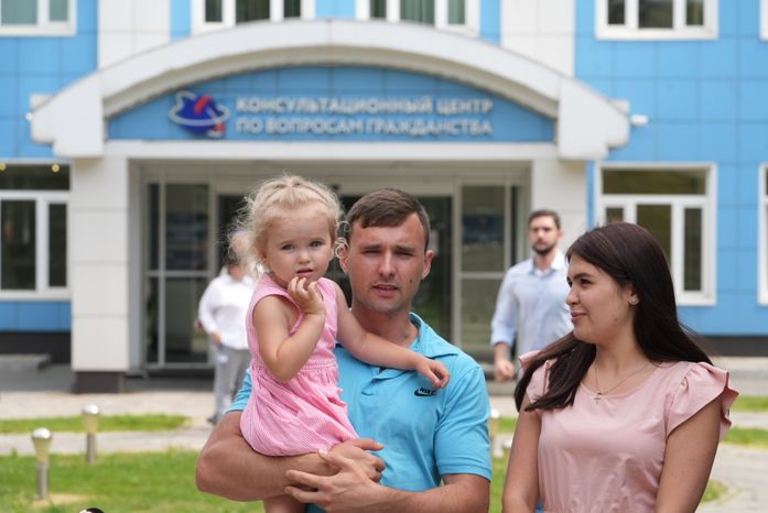 Более 5 тысяч жителей Донбасса и Украины получили помощь в Консультационном центре в Одинцове