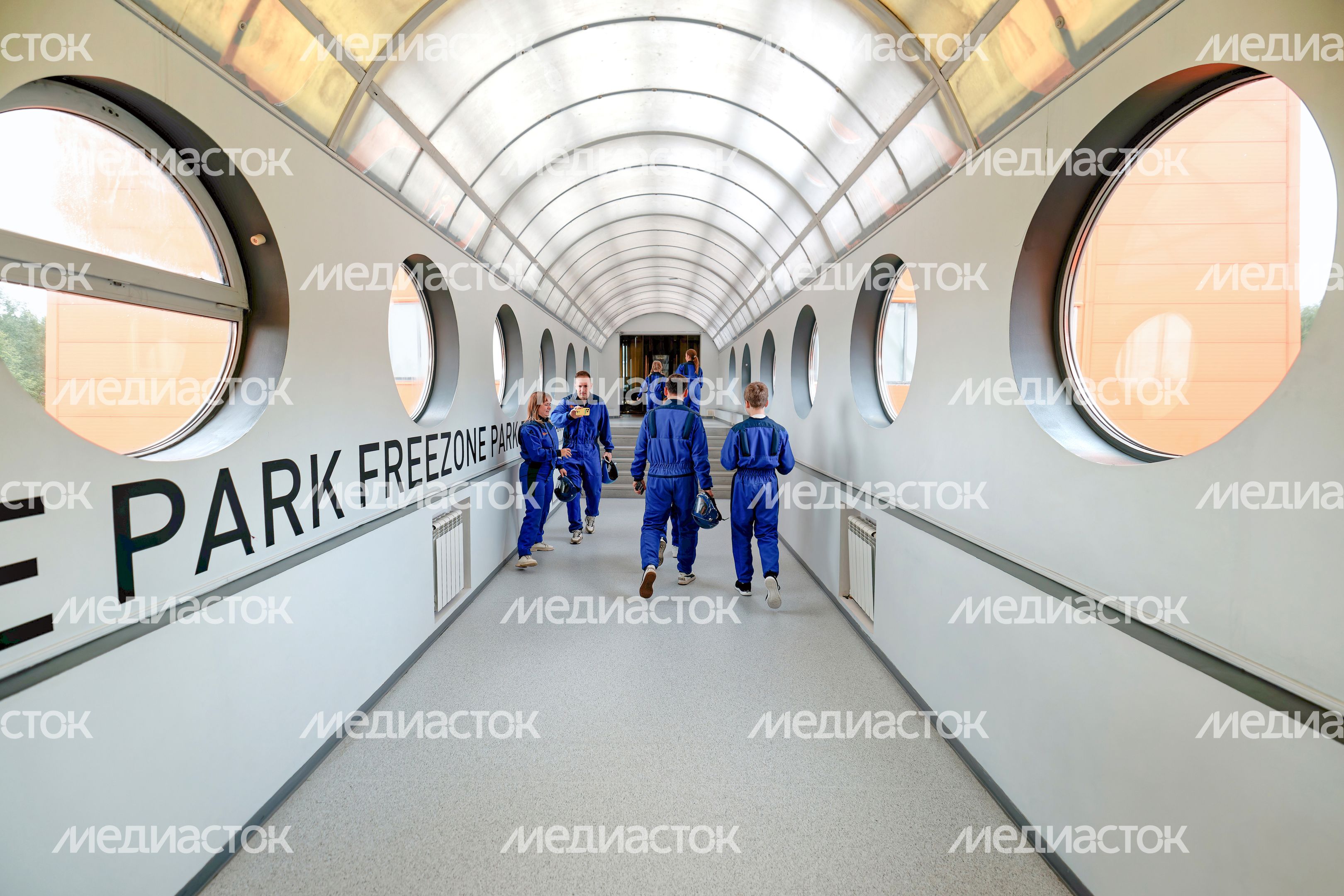Полет в аэротрубе в спортивно-развлекательном парке Freezone в Чехове Полет в аэротрубе в спортивно-развлекательном парке Freezone в Чехове