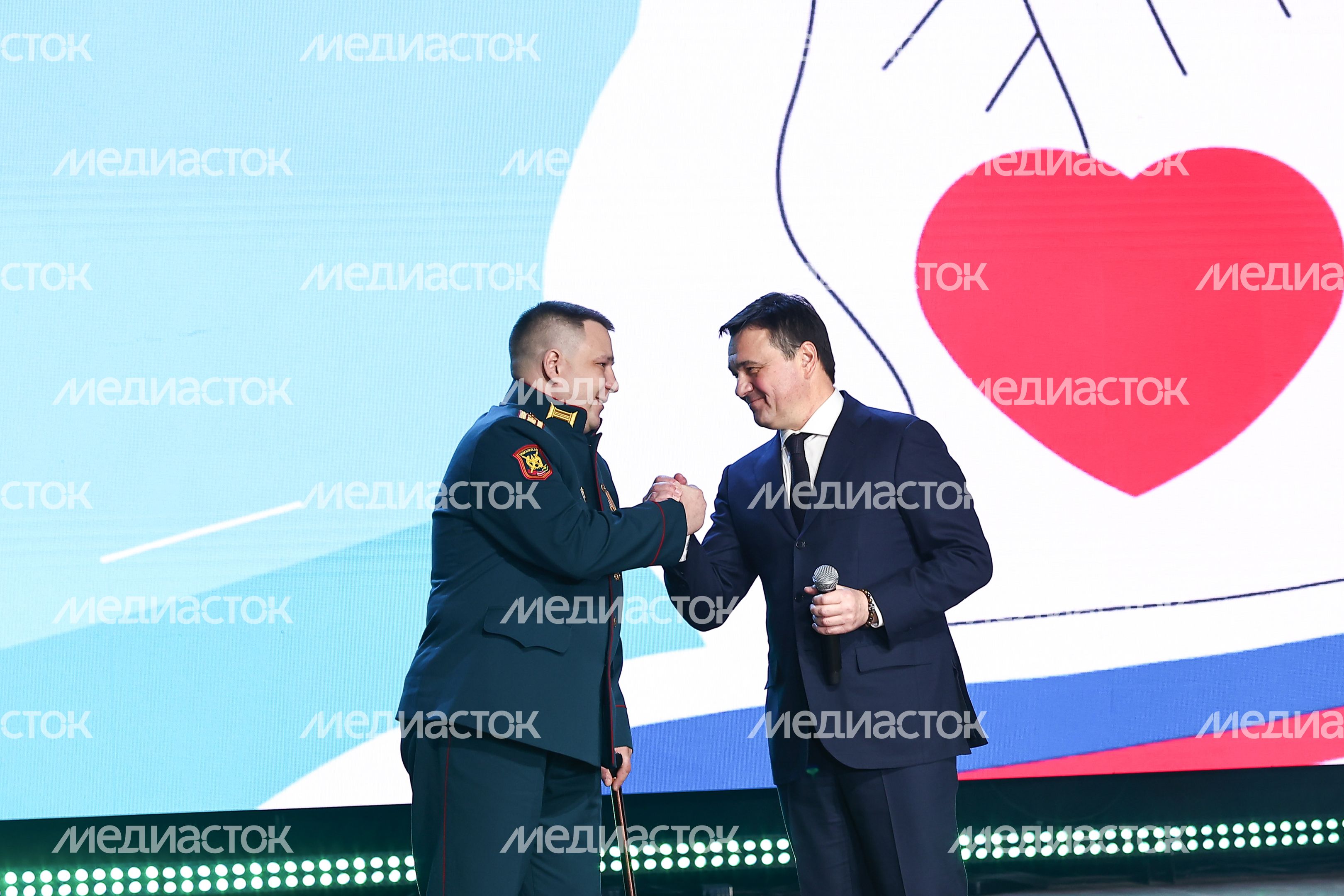 Награждение Губернатором лауреатов губернаторской премии «Мы рядом. Доброе дело»
