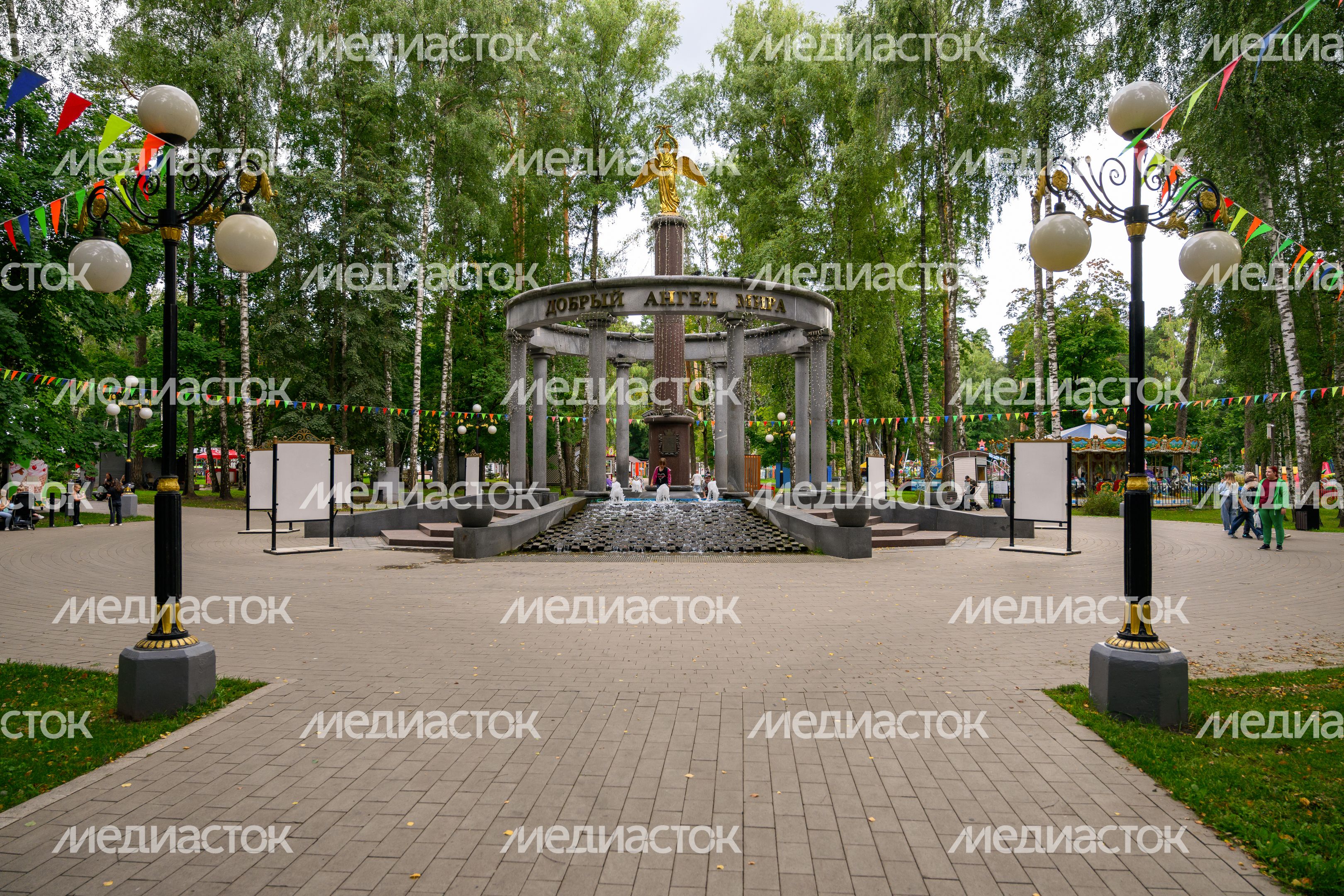 Фонтан «Добрый ангел мира» в Центральном парке культуры и отдыха в Ногинске Богородского округа