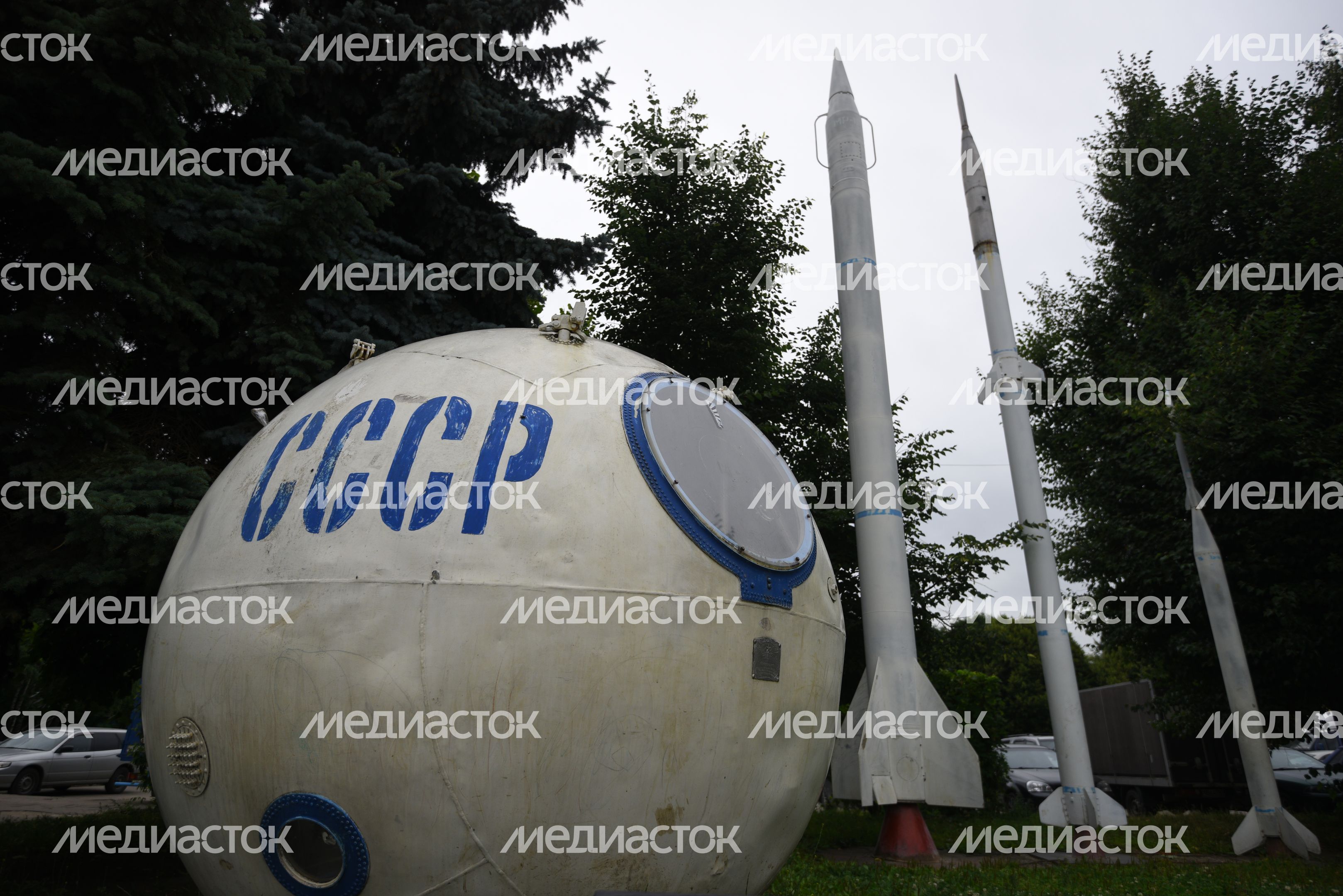 Гондола стратостата и метеоракеты в Долгопрудном