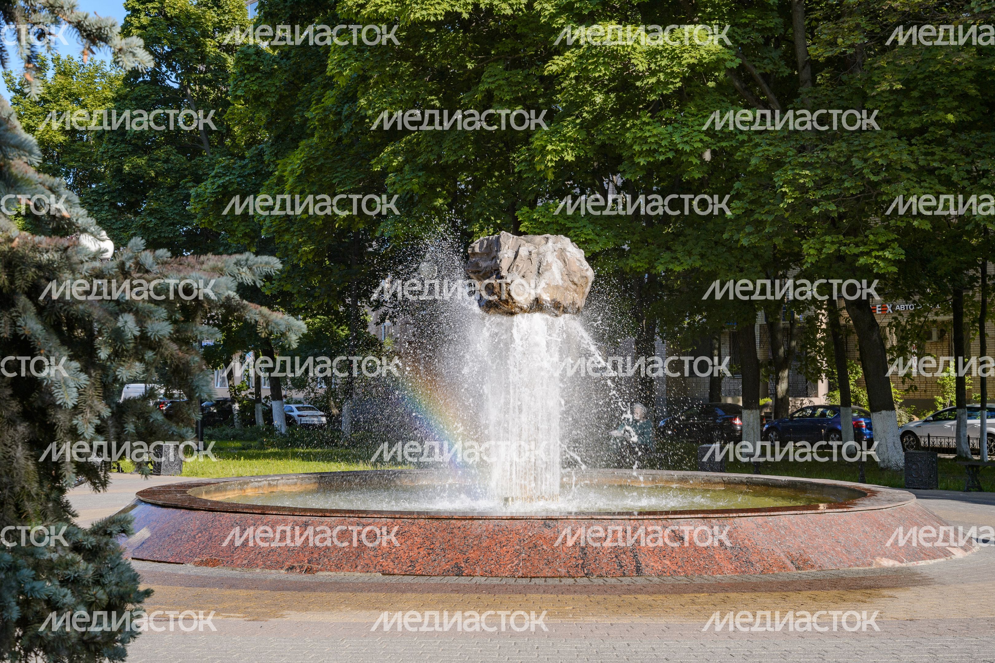 Фонтан Глыба