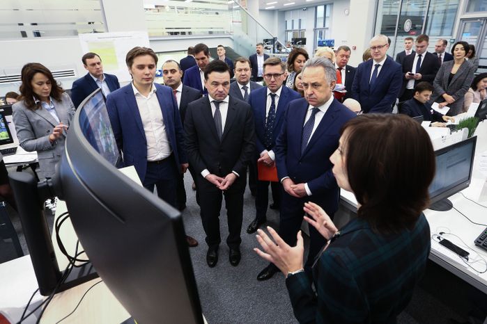 Участие губернатора Подмосковья в совещании по вопросу завершения строительства проблемных многоквартирных домов, расположенных на территории региона