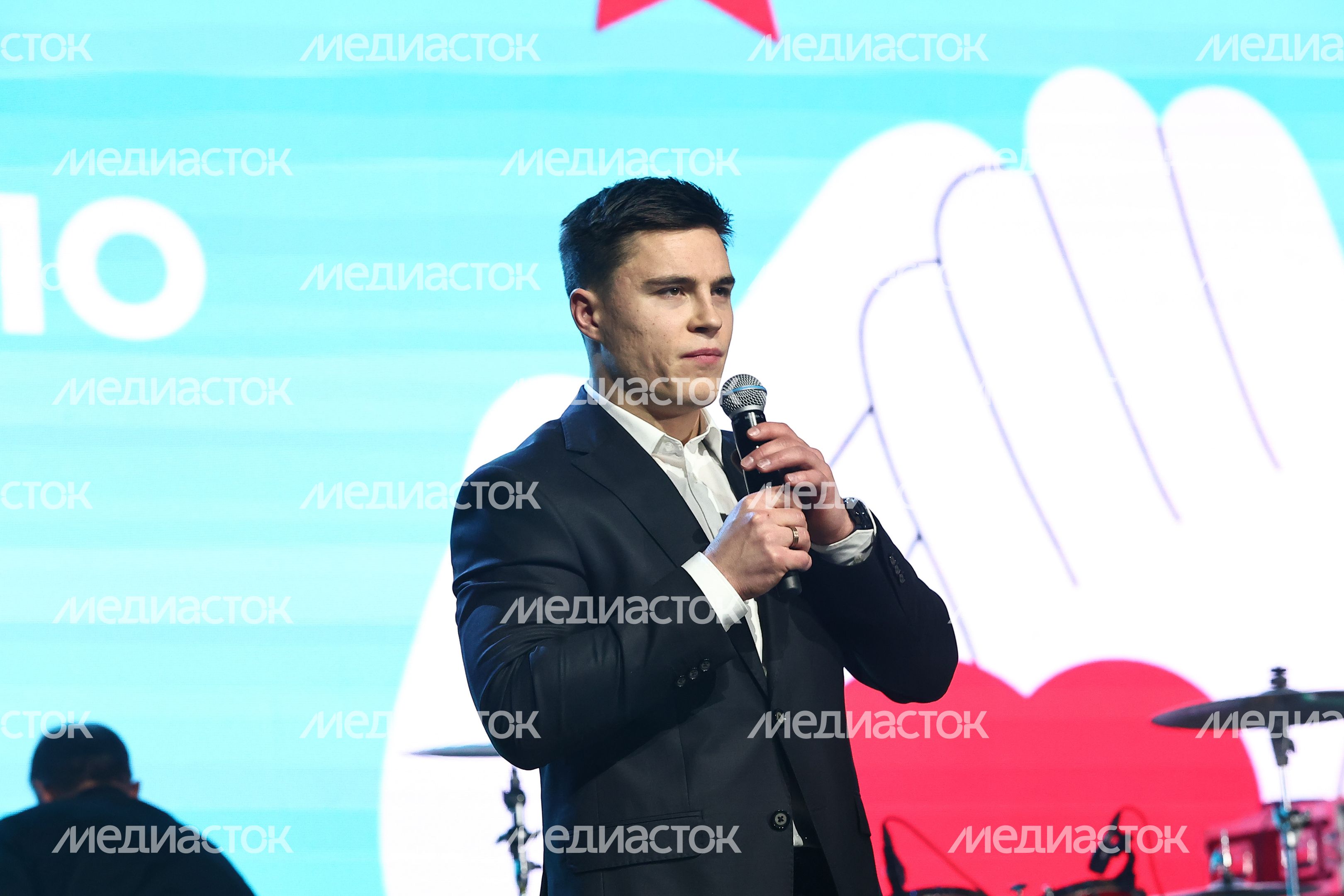 Награждение Губернатором лауреатов губернаторской премии «Мы рядом. Доброе дело»