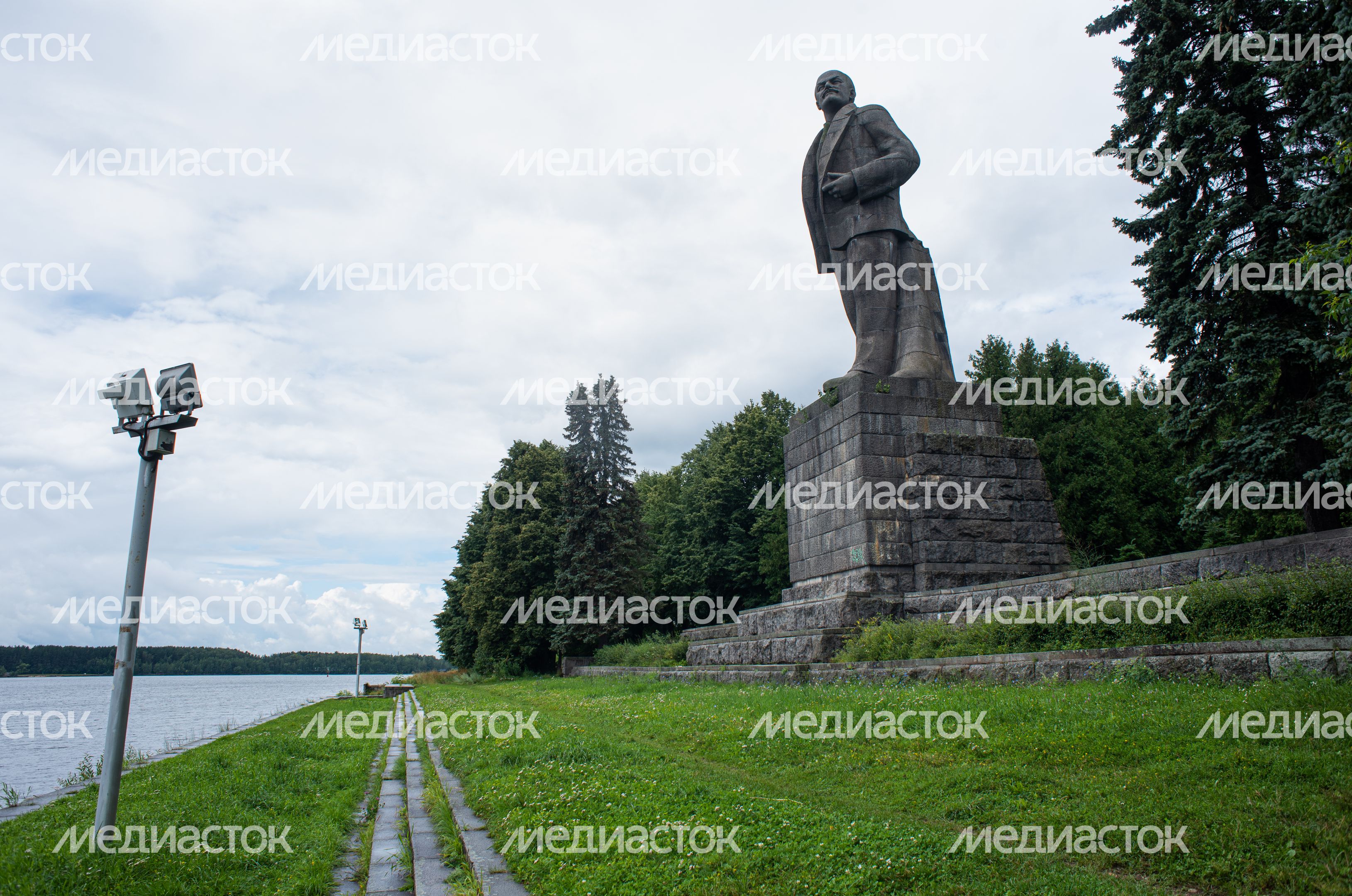 Летние виды города Дубна
