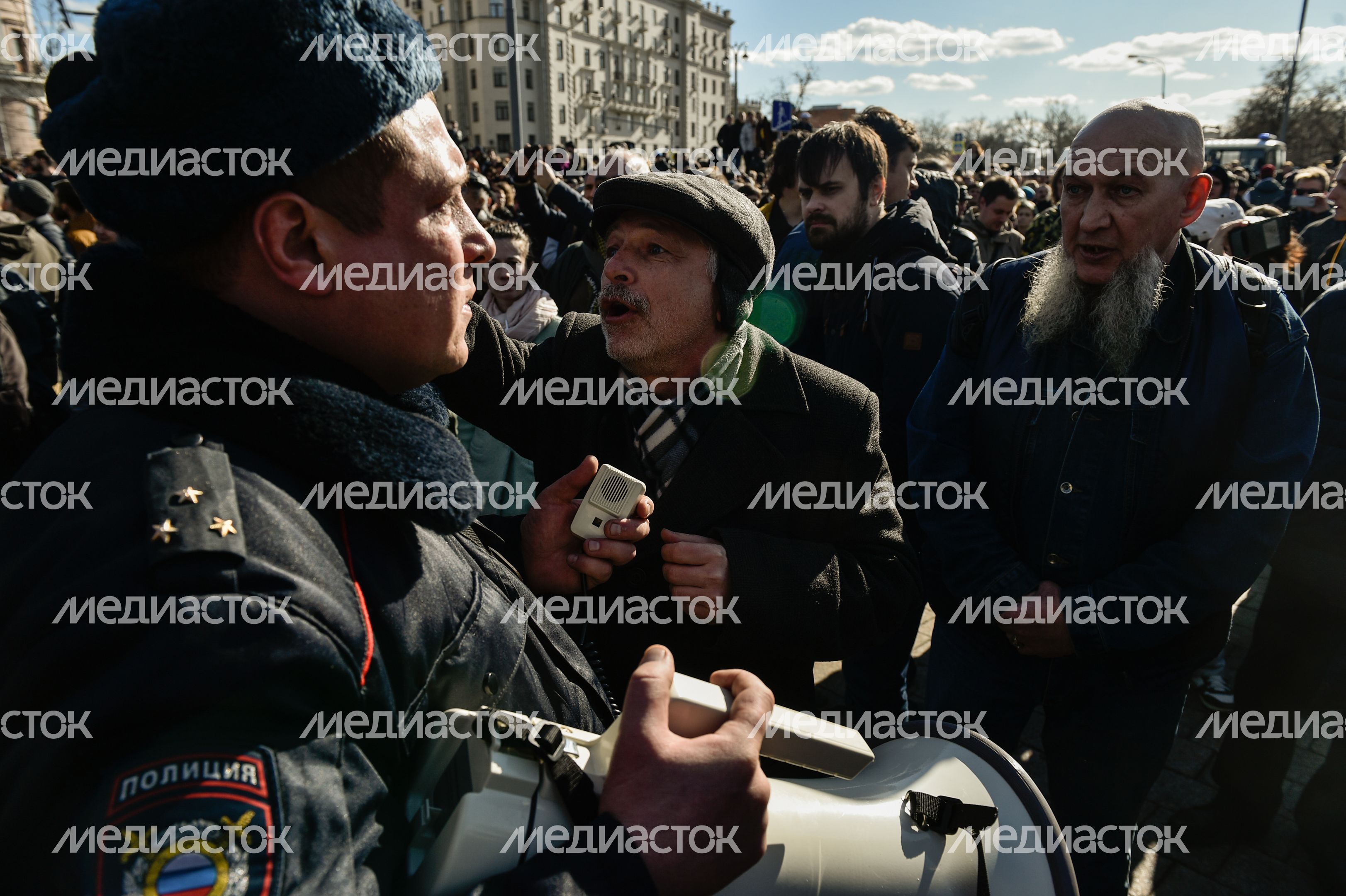В столице прошел митинг против коррупции.