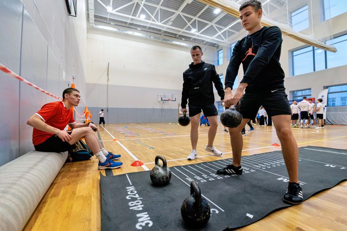 Спортивный проект «Тот самый физрук»: конкурс учителей физкультуры и старшеклассников