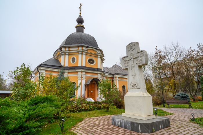 Церковь Преображения Господня в поселке Красково округа Люберцы