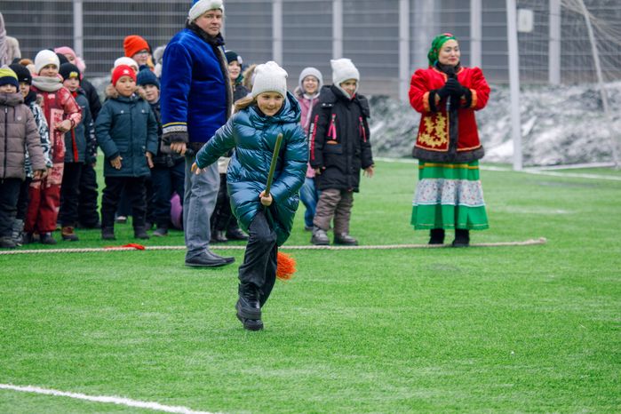 Спортивно-развлекательное мероприятие «Бегущие по снегу» в Кузьминском лесопарке в Котельниках