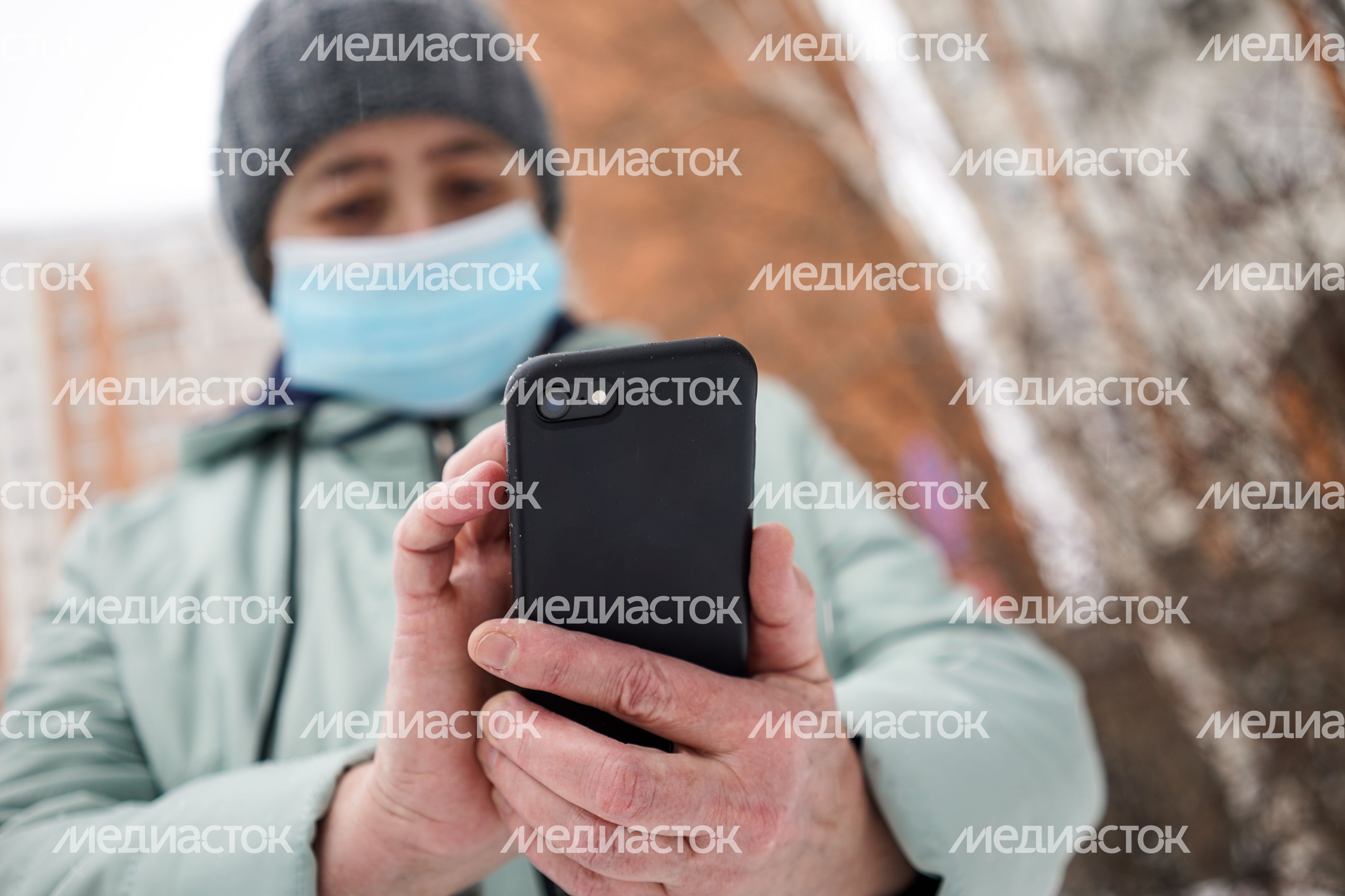 Мобильные телефоны