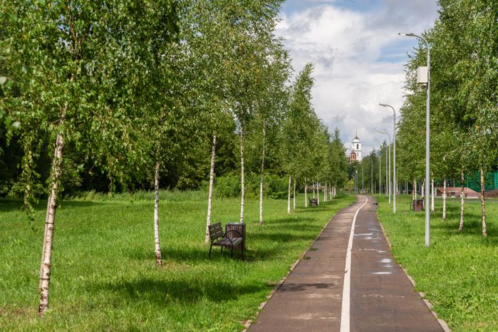 Летний Принарский парк в Серпухове