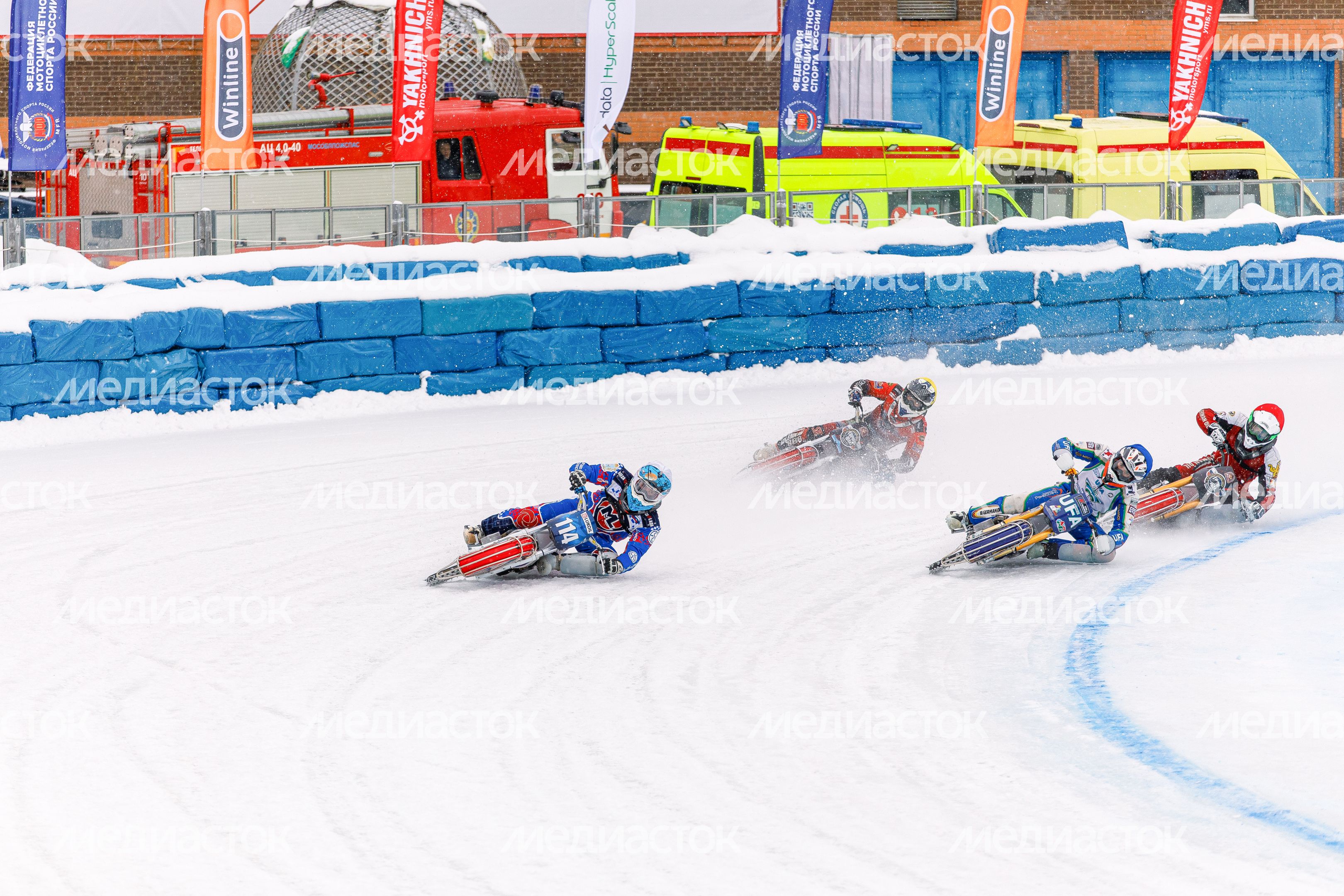 VI этап личного чемпионата России по гонкам на льду в Красногорске