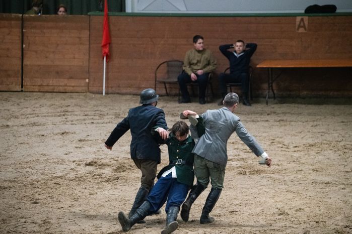 Конное представление «Наша весна! Наша Победа!» в парке «Патриот»