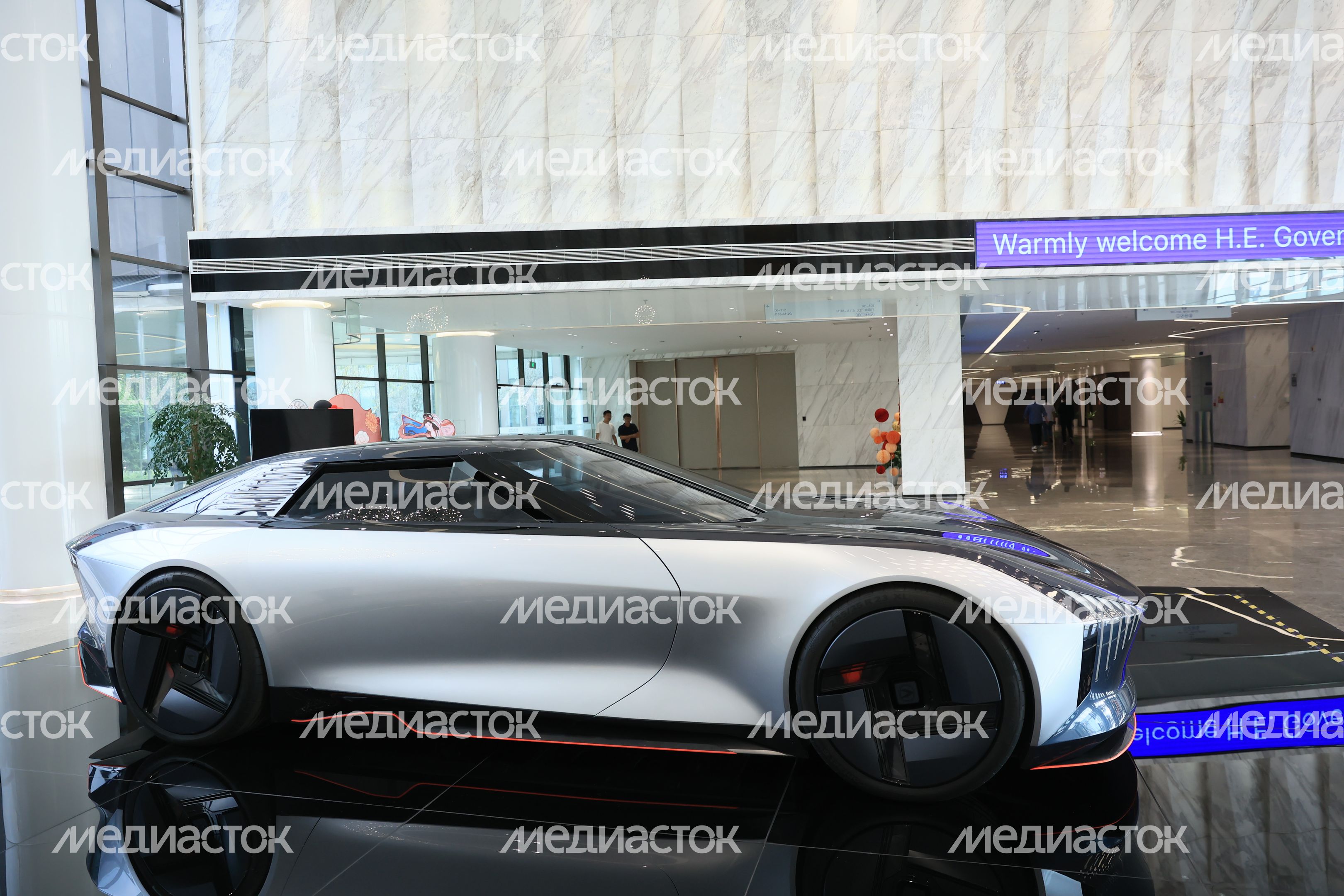 Посещение автозавода Changan Automobile Group в Китае Губернатором Подмосковья
