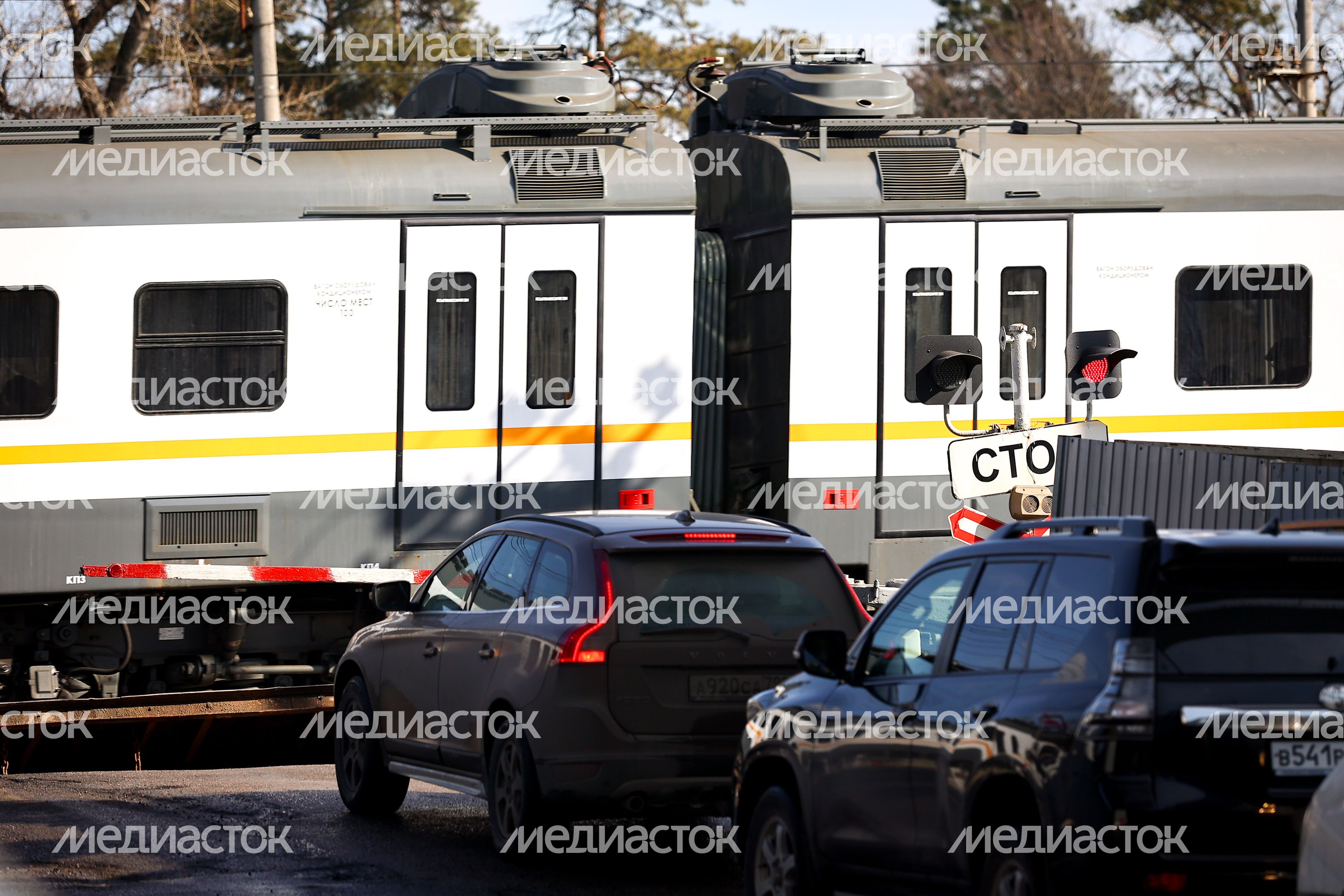 Проверка губернатором строительства путепровода в Раменском